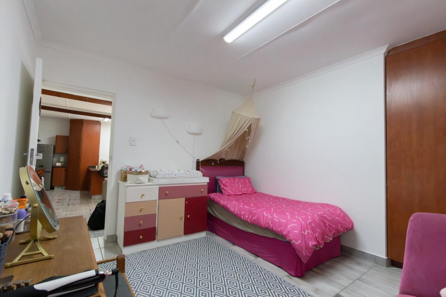 5 Bedroom Property for Sale in Protea Park North West